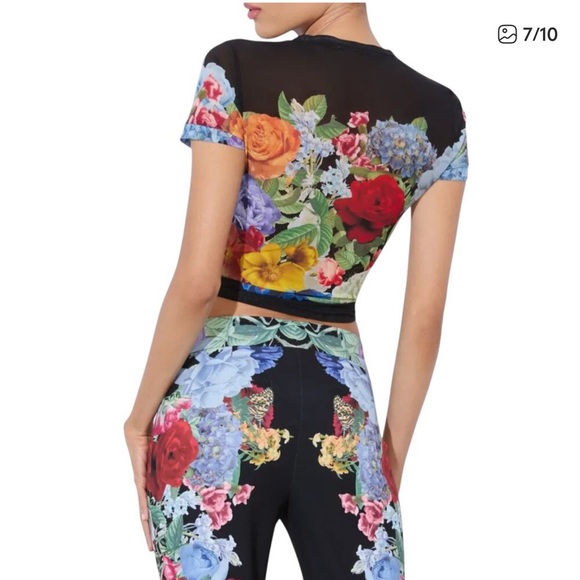 Floral Black Women's Top - Picture 5 of 7